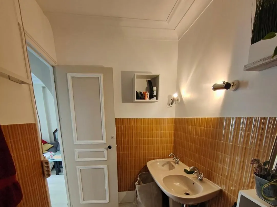 La Fourche Apartment Paris